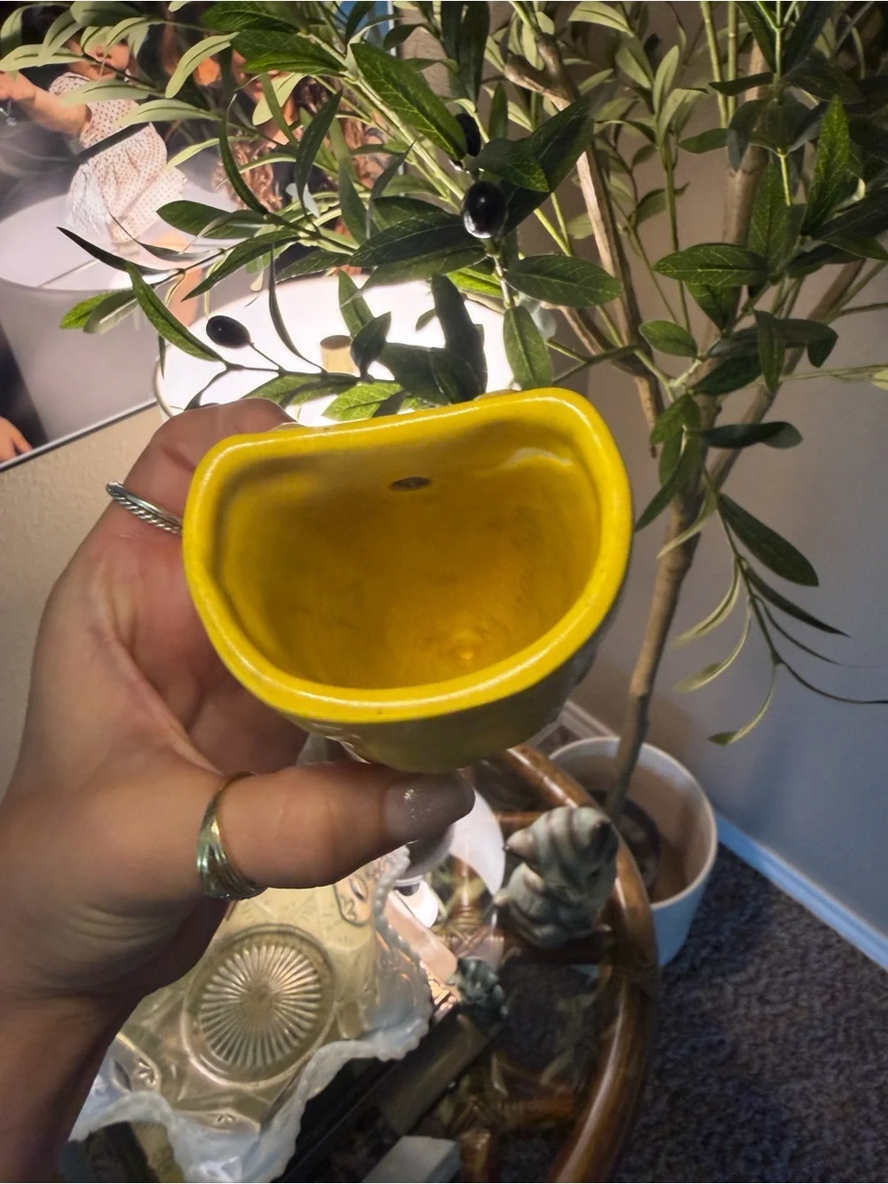 Vintage Yellow Art Pottery Floral Wall Pocket Planter 🌼